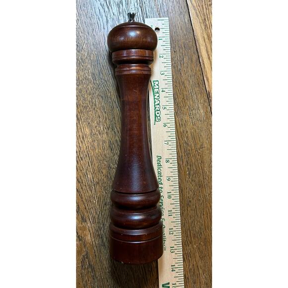 Vtg. Mr. Dudley 12 Inch Wooden Manual Pepper Mill Grider Walnut Color Empty MCM - Picture 1 of 4